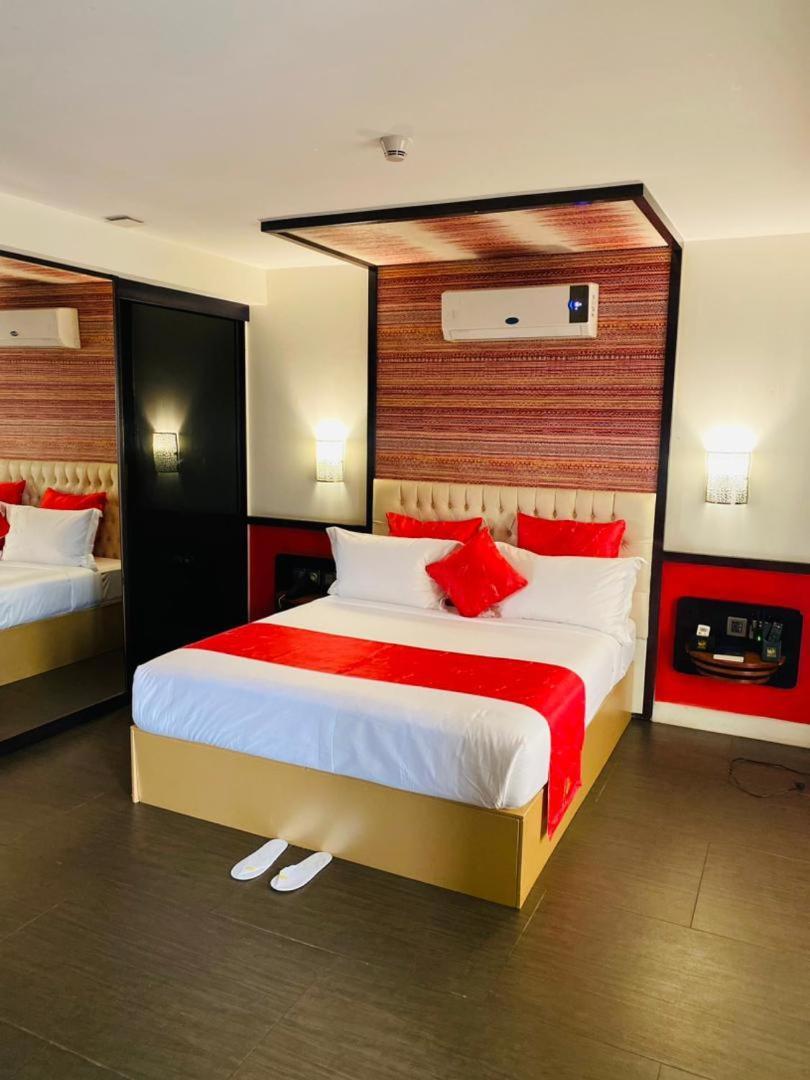 Boun'S Hotel Yaounde Luaran gambar