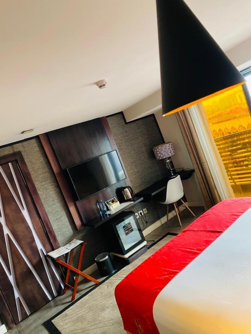 Boun'S Hotel Yaounde Luaran gambar