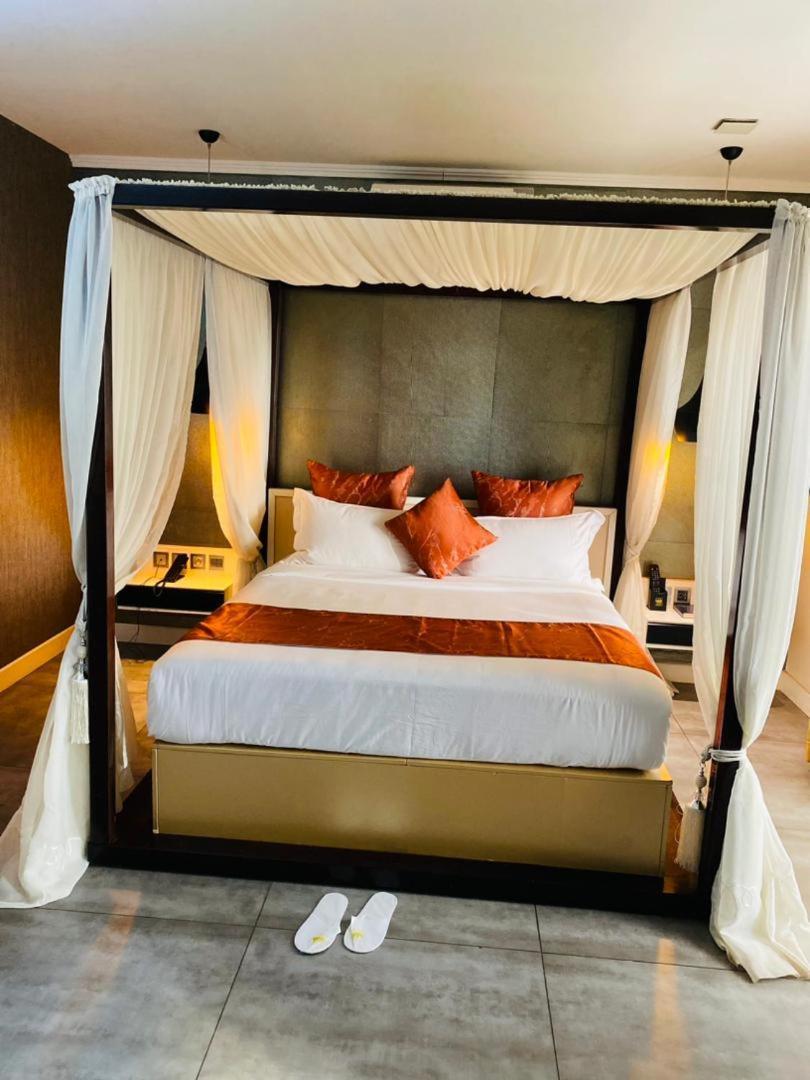 Boun'S Hotel Yaounde Luaran gambar